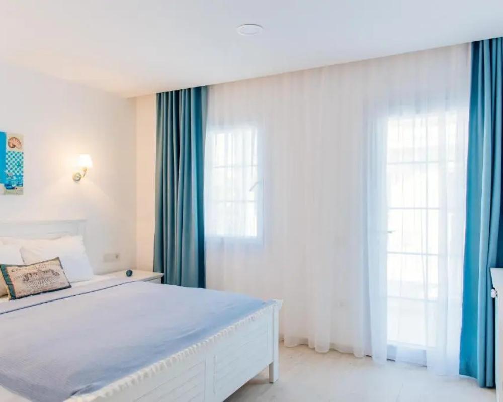 фото Via Farilya Hotel