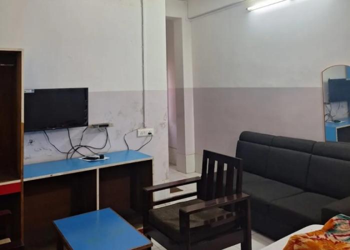 Mayur Hotel