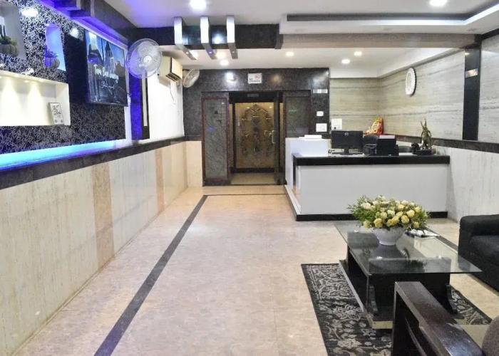 Mayur Hotel