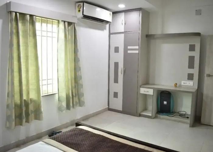 Mayur Hotel
