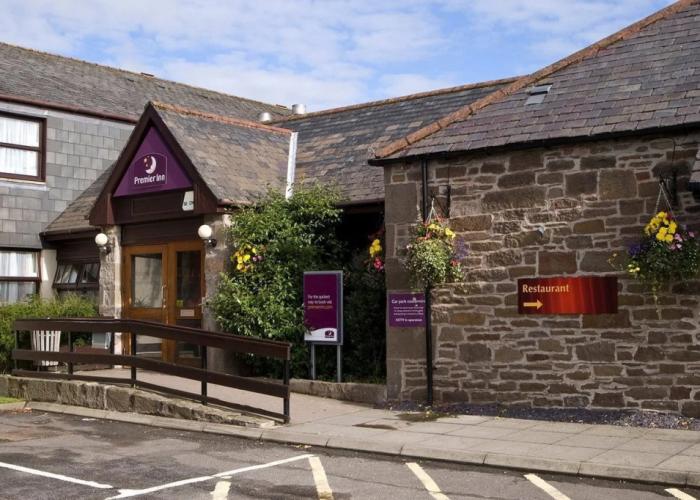 Premier Inn Dundee West
