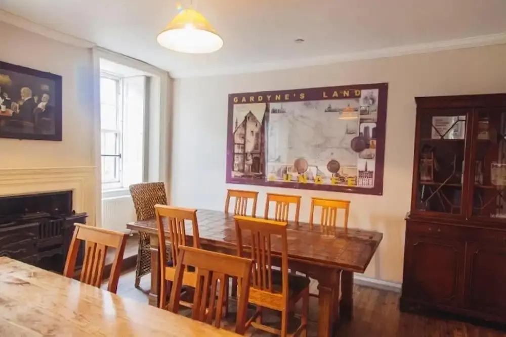 фото Dundee Backpackers Hostel