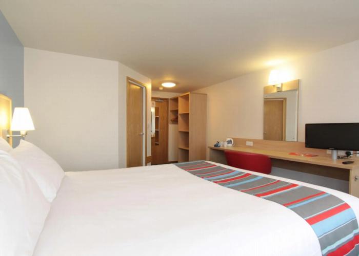 go2 Dundee Camperdown Hotel