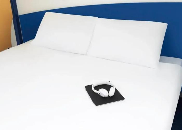 go2 Dundee Camperdown Hotel