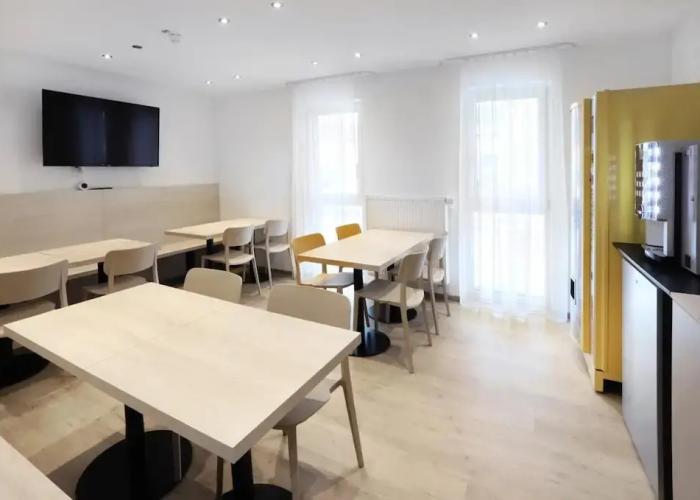 Apartment Hotel 37