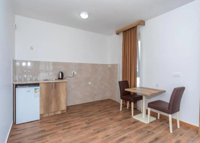 Hotel Pharos