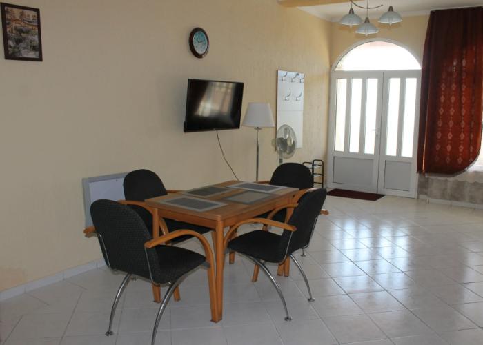 Jasmin Apartments