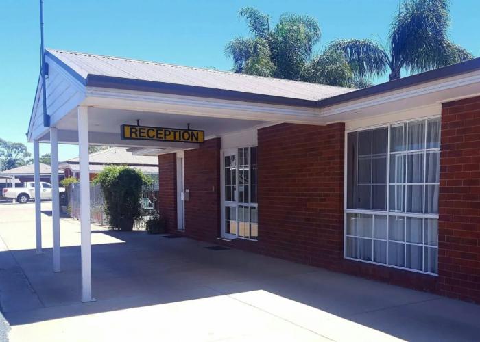 Centrepoint Motel