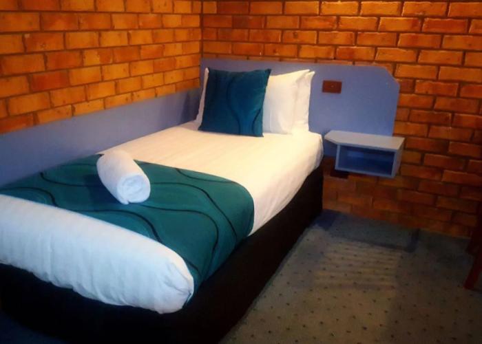 Centrepoint Motel