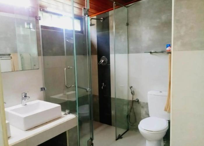Giritale Hotel
