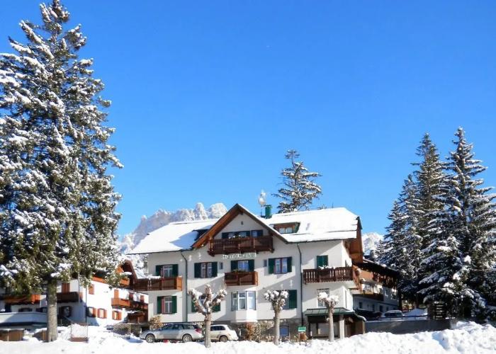 Hotel Oasi
