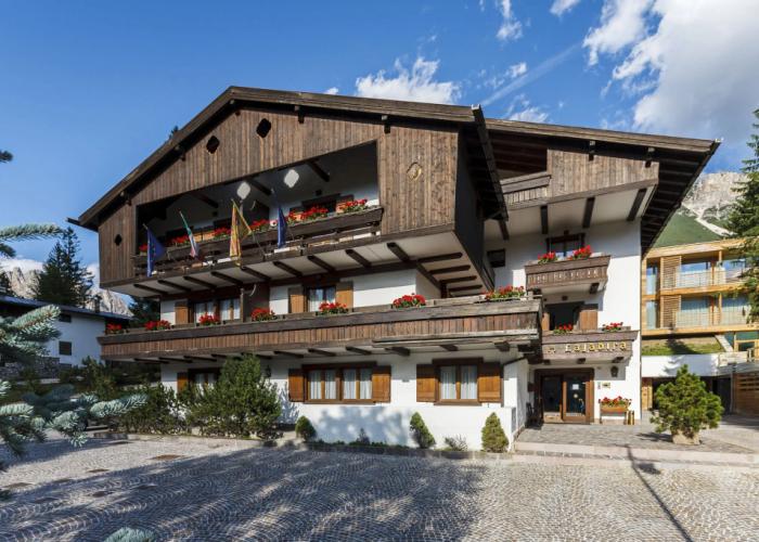 Lajadira Hotel & Spa