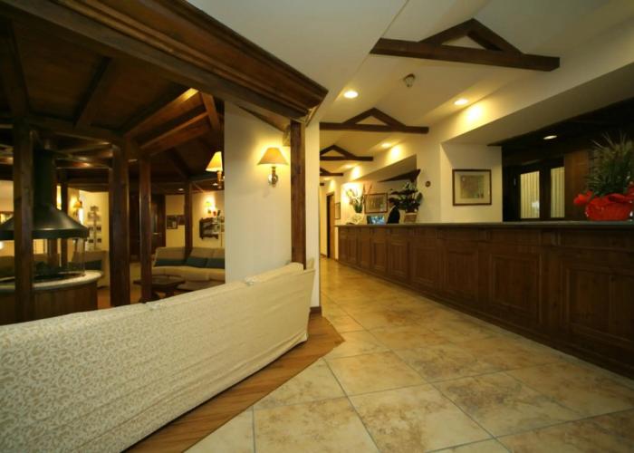 Hotel Alaska Cortina