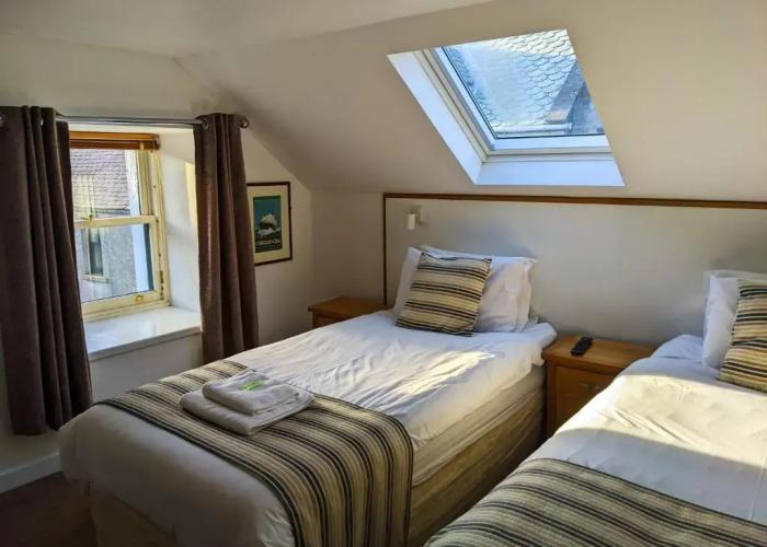 Ferry Inn Stromness