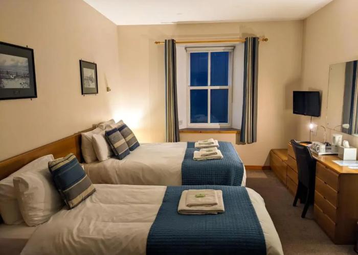 Ferry Inn Stromness