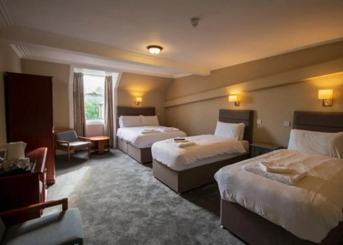 The Stromness Hotel by Paymán Club