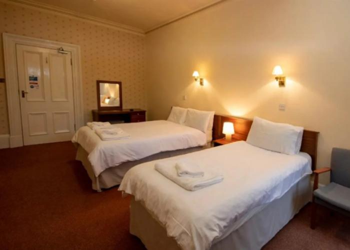 The Stromness Hotel by Paymán Club
