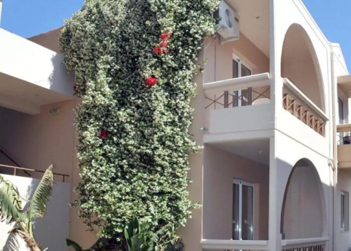 Emerald Hotel
