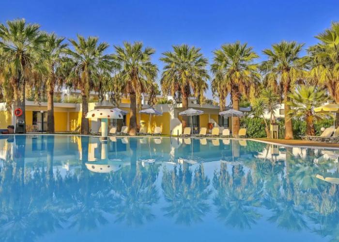 Alex Beach Hotel - Bungalows Hotel