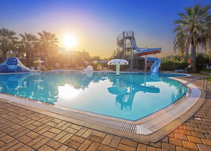 Alex Beach Hotel - Bungalows Hotel