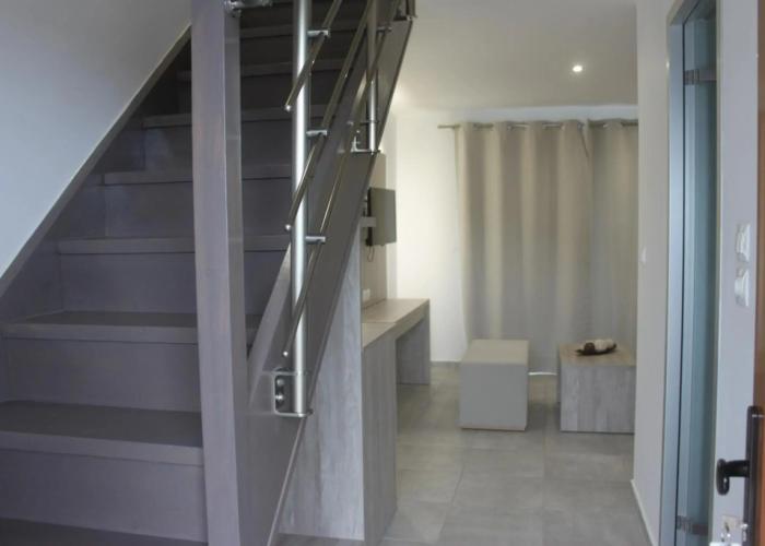Vallian Village Hotel