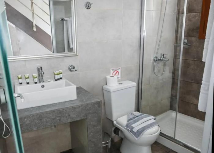 Vallian Village Hotel
