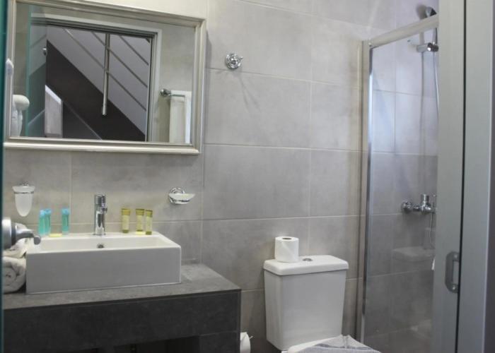 Vallian Village Hotel