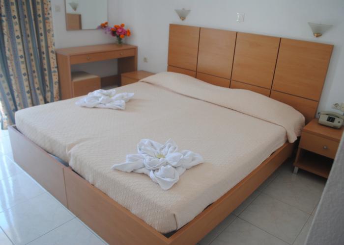 Summer Dream Hotel