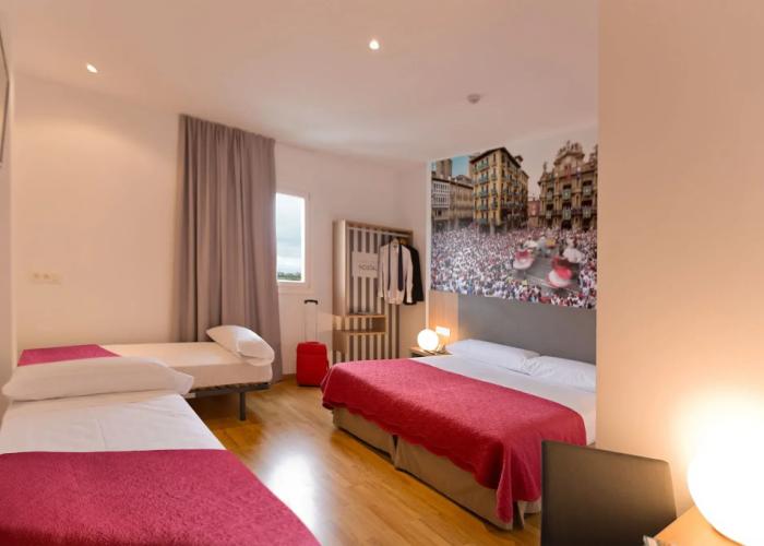 Iraipe Pamplona Hostal