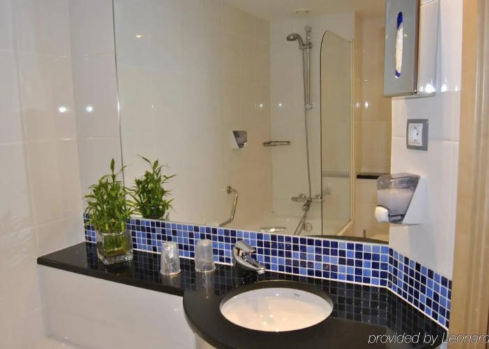 Holiday Inn Express Pamplona by IHG