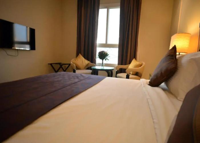 Premium Strato Hotel