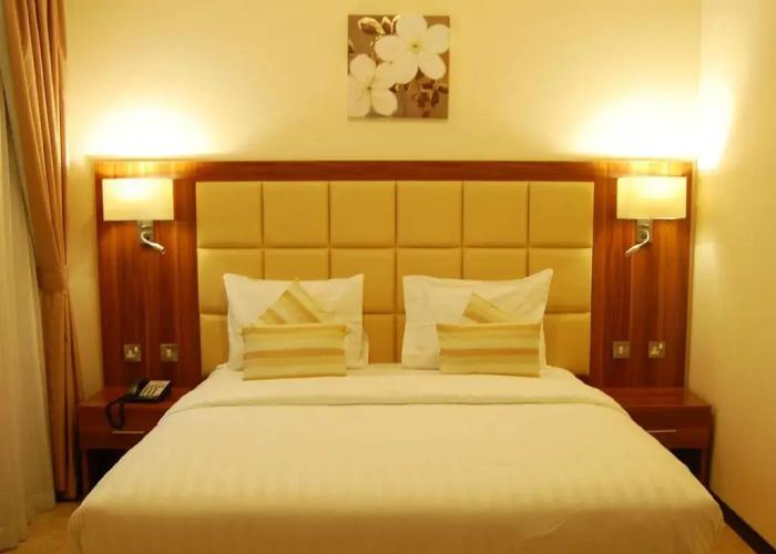 Golden Ocean Hotel