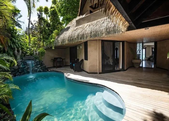Reflections On Rarotonga
