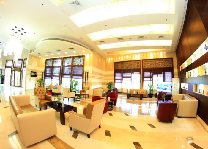 Grand Regal Hotel