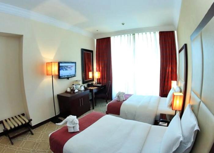Grand Regal Hotel