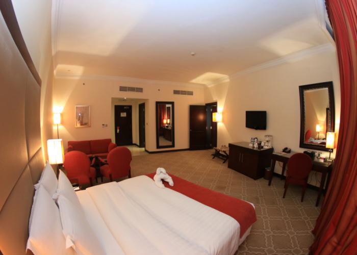 Grand Regal Hotel