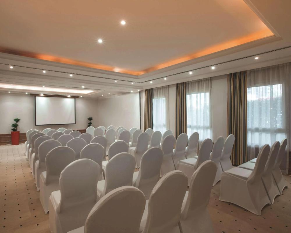 фото Mövenpick Hotel Doha