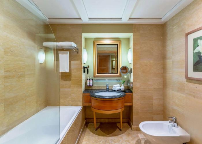 Mövenpick Hotel Doha