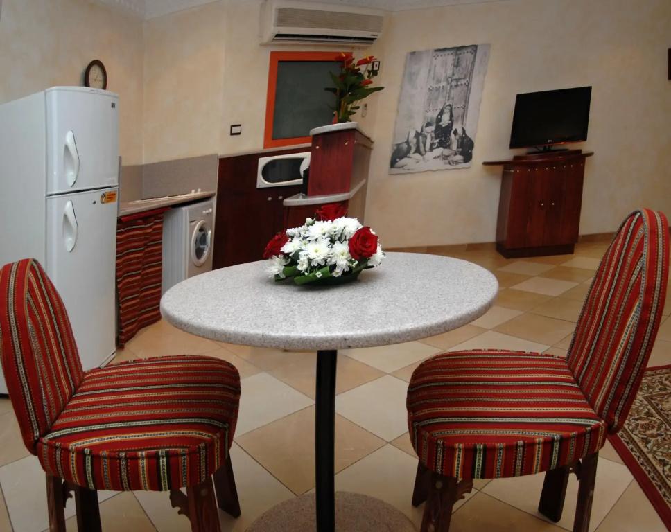 фото Al Liwan Suites