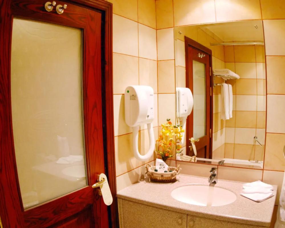 фото Al Liwan Suites