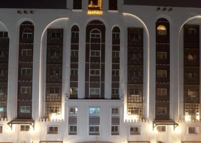 Al Liwan Suites