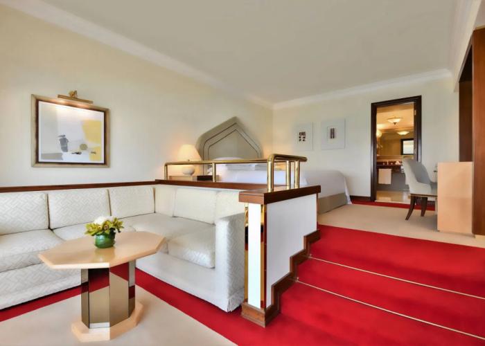 Sheraton Grand Doha Resort & Convention Hotel