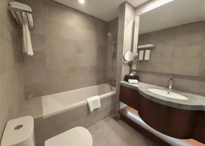 Somerset West Bay Doha