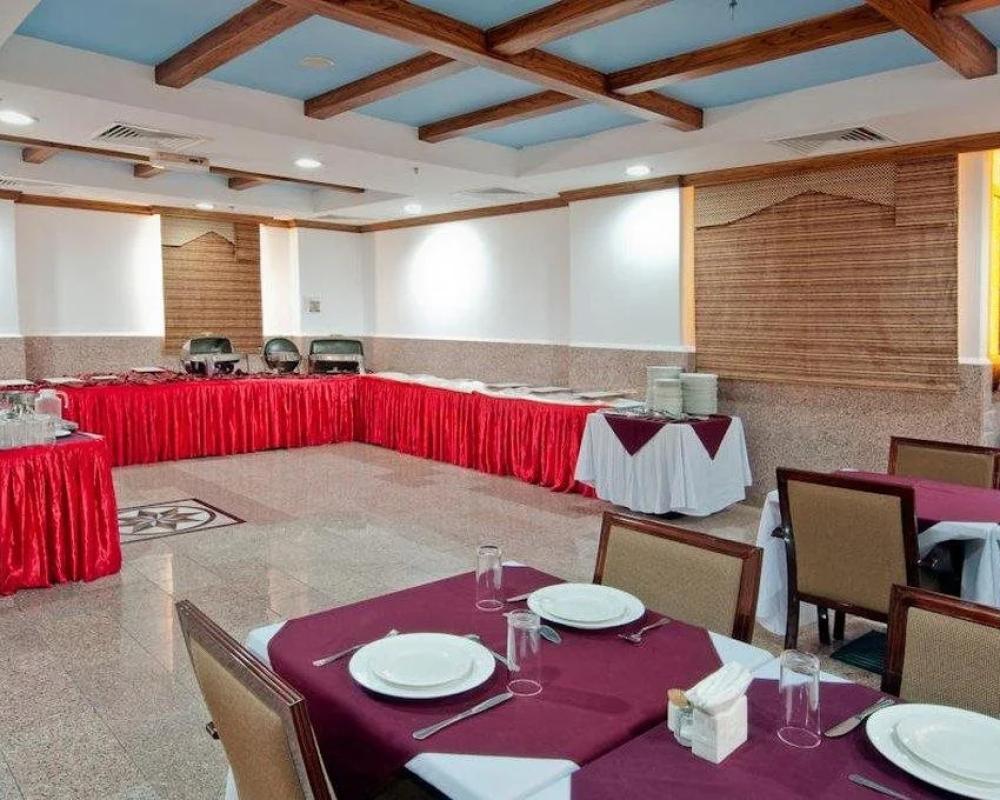 фото Lavilla Hotel