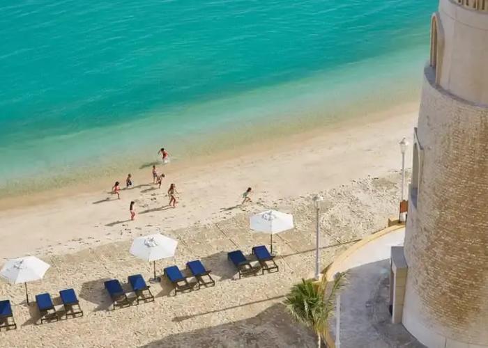 Four Seasons Hotel Doha