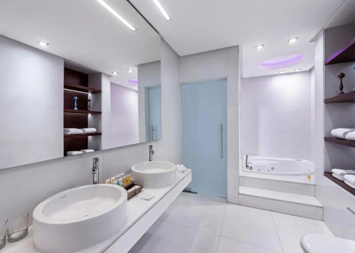 Four Points by Sheraton Doha Hotel