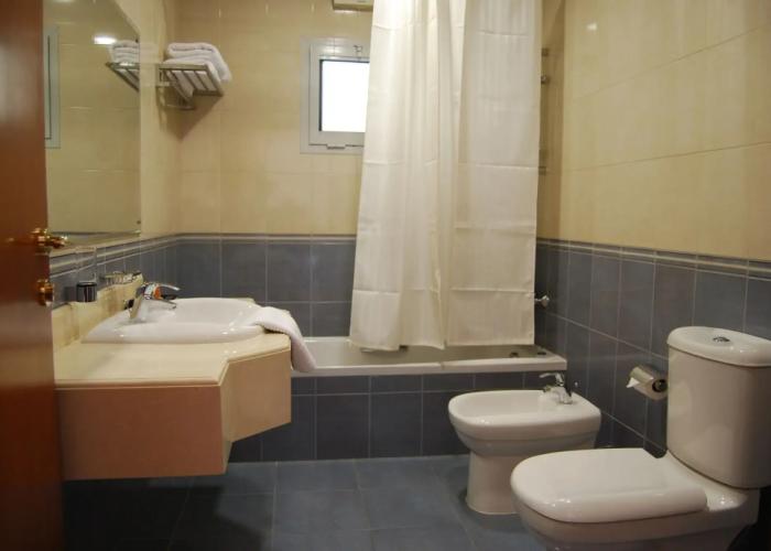 Al Madina Suites Doha