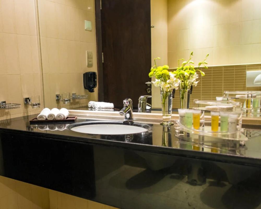 фото Imperial Suites Hotel