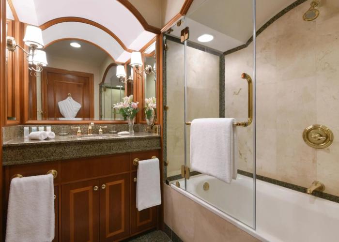 Al Aziziyah Boutique Hotel By The Torch
