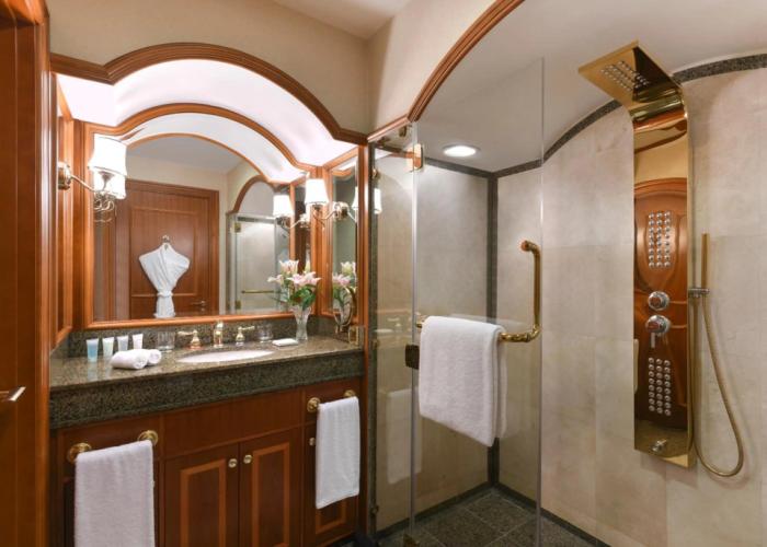 Al Aziziyah Boutique Hotel By The Torch